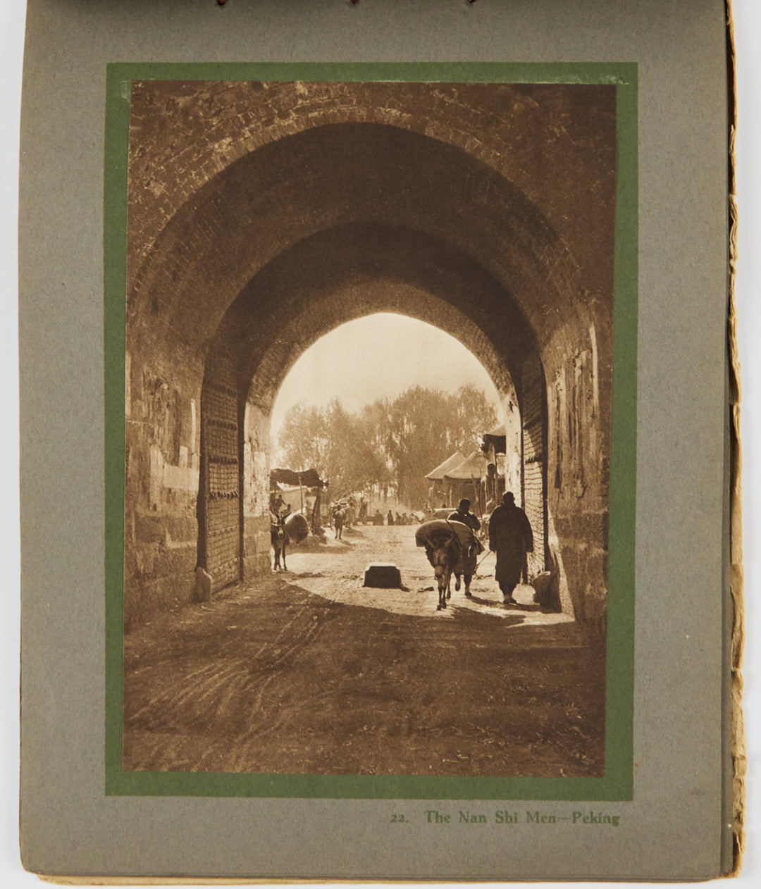 ca. 1920 China North & South: A Series of Vandyck Photogravures Illustrating the Picturesque Aspect of Chinese Life and Surroundings