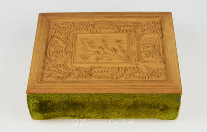 1896 Chinese New Testament in Western Style with Yellow Velvet Spine, Carved Wooden Boards, and Matching Carved Wooden Box | Delegates' Version